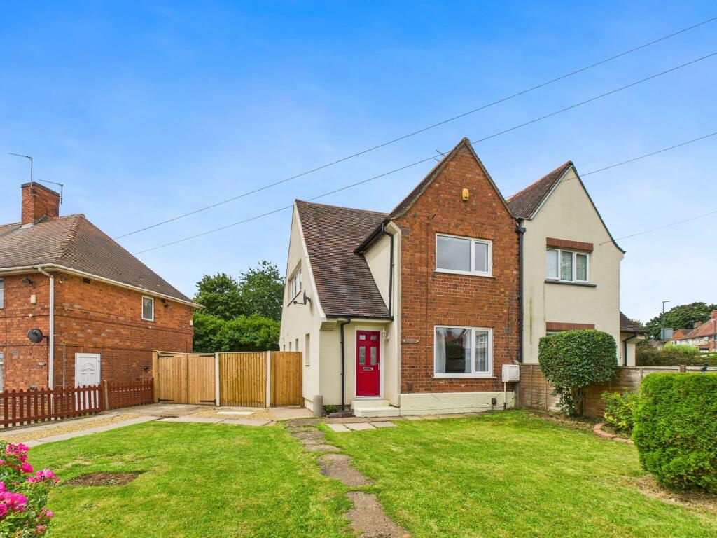 3 Bed End Terrace, Minver Crescent, NG8, N1 7GU