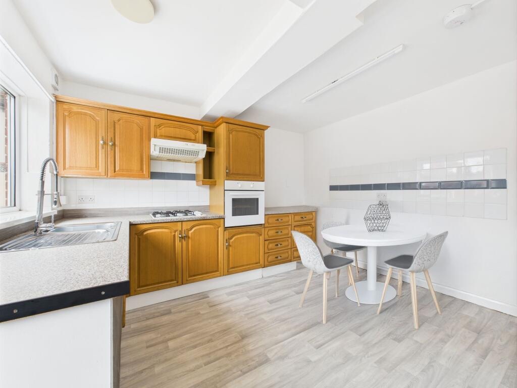 Additional image 2 of 3 Bed End Terrace, Minver Crescent, NG8, N1 7GU