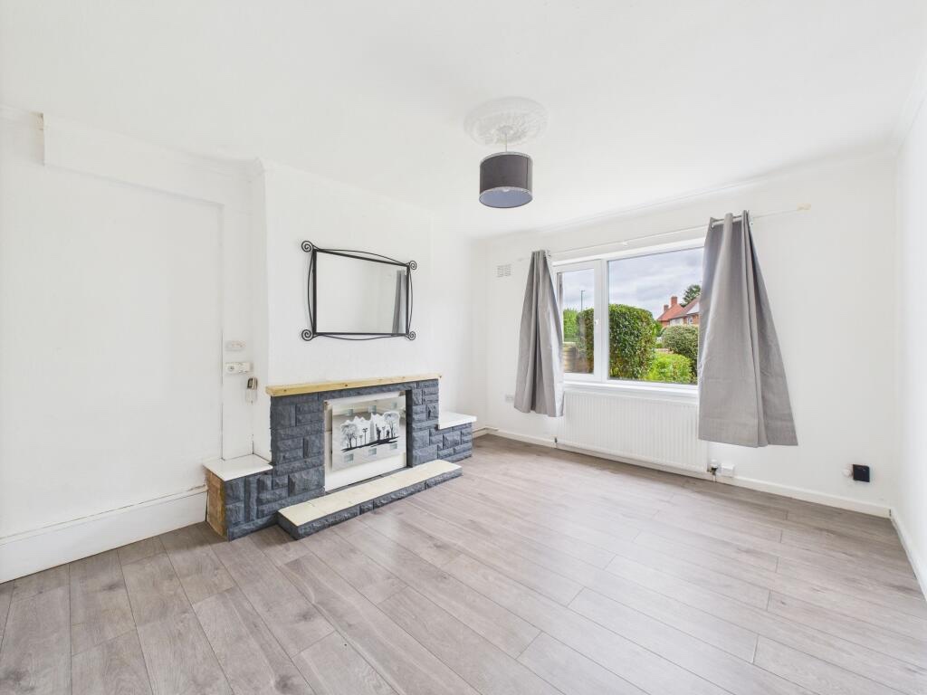 Additional image 5 of 3 Bed End Terrace, Minver Crescent, NG8, N1 7GU