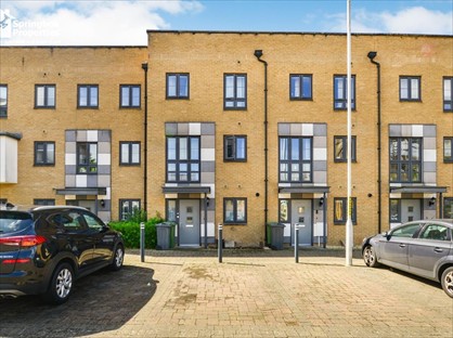 3 Bed End Terrace, Samuel Peto Way, TN24