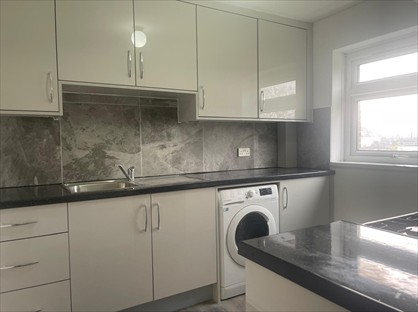 2 Bed Flat, Laurel Park, HA3