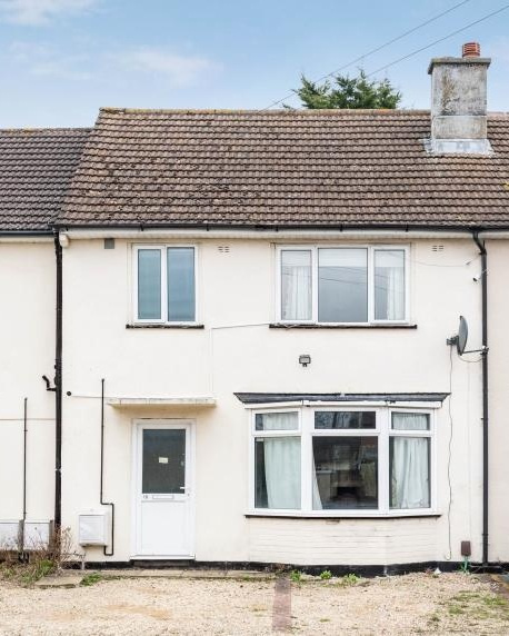 3 Bed Terraced House, Titup Hall Drive, OX3, N1 7GU