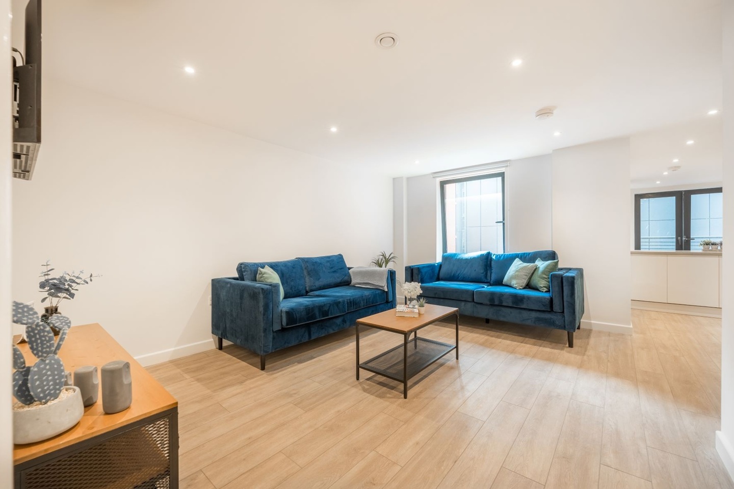 Additional image 3 of 5 Bed Flat, Anglo Works, S1, N1 7GU