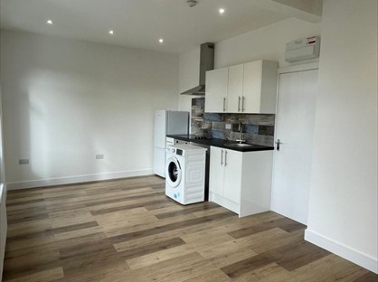 2 Bed Flat, Gardens View, BH1