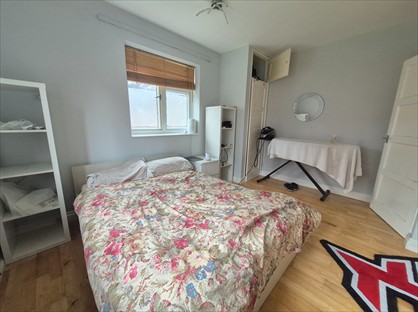 1 Bed Flat, Henry House, SW8