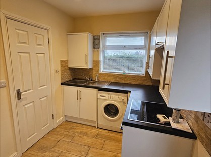 1 Bed Semi-Detached House, Falcon Lodge Crescent, B75