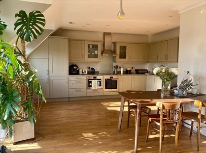 2 Bed Flat, Cedar House, CR8