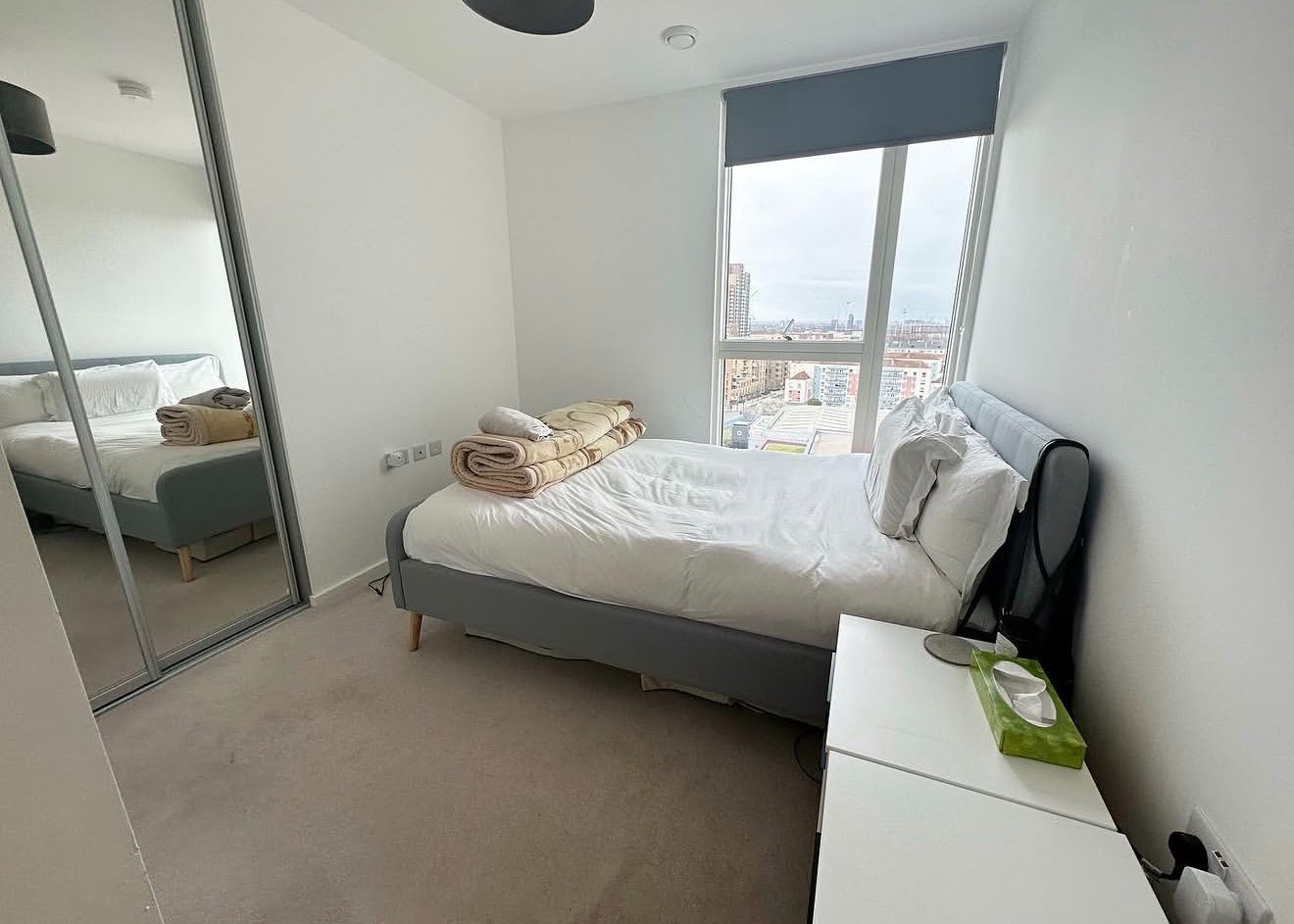2 Bed Flat, Camellia House, SW11 photo 4