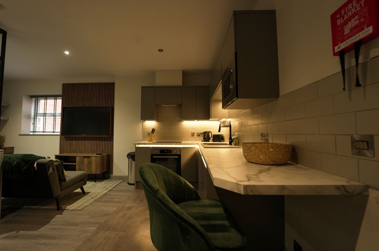 Newcastle Upon Tyne - Studio Flat, Tankerville Place, NE2 - To Rent Now ...