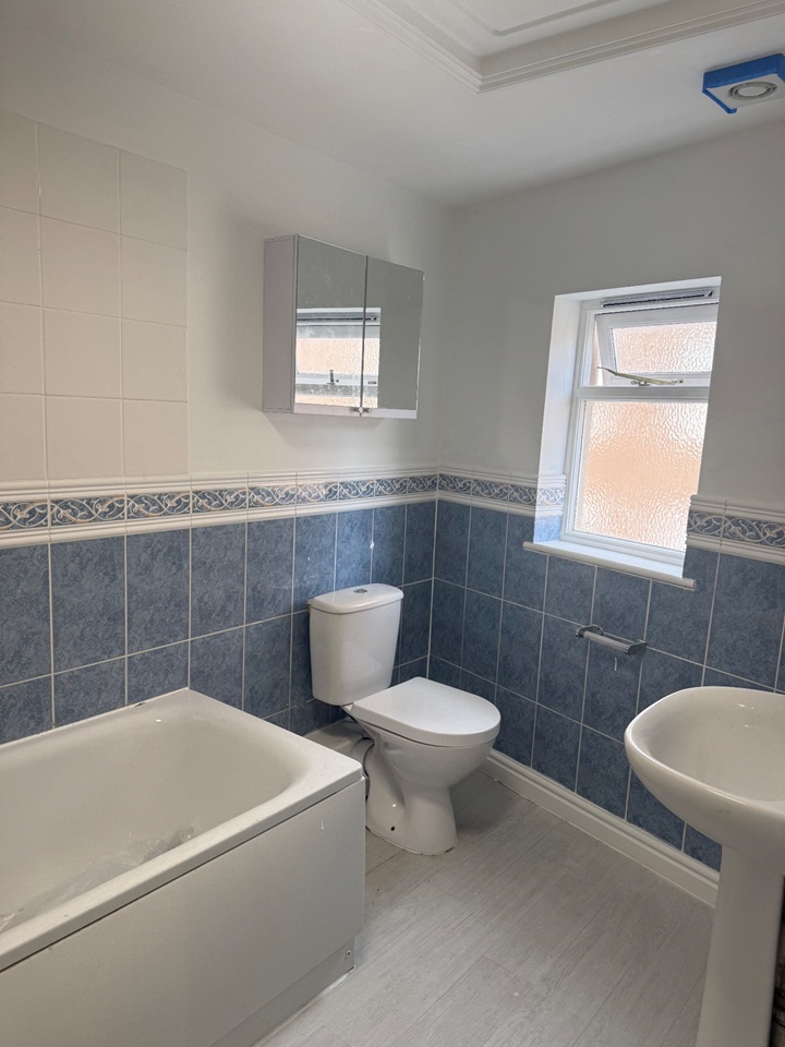 Additional image 9 of Room in a Shared Flat, Portland Street, SO14, N1 7GU