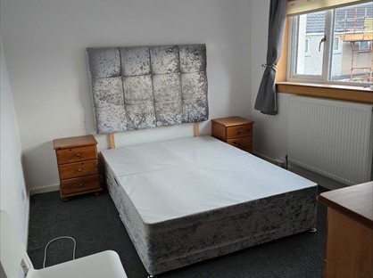 3 Bed Terraced House, Dickson Drive, KA12