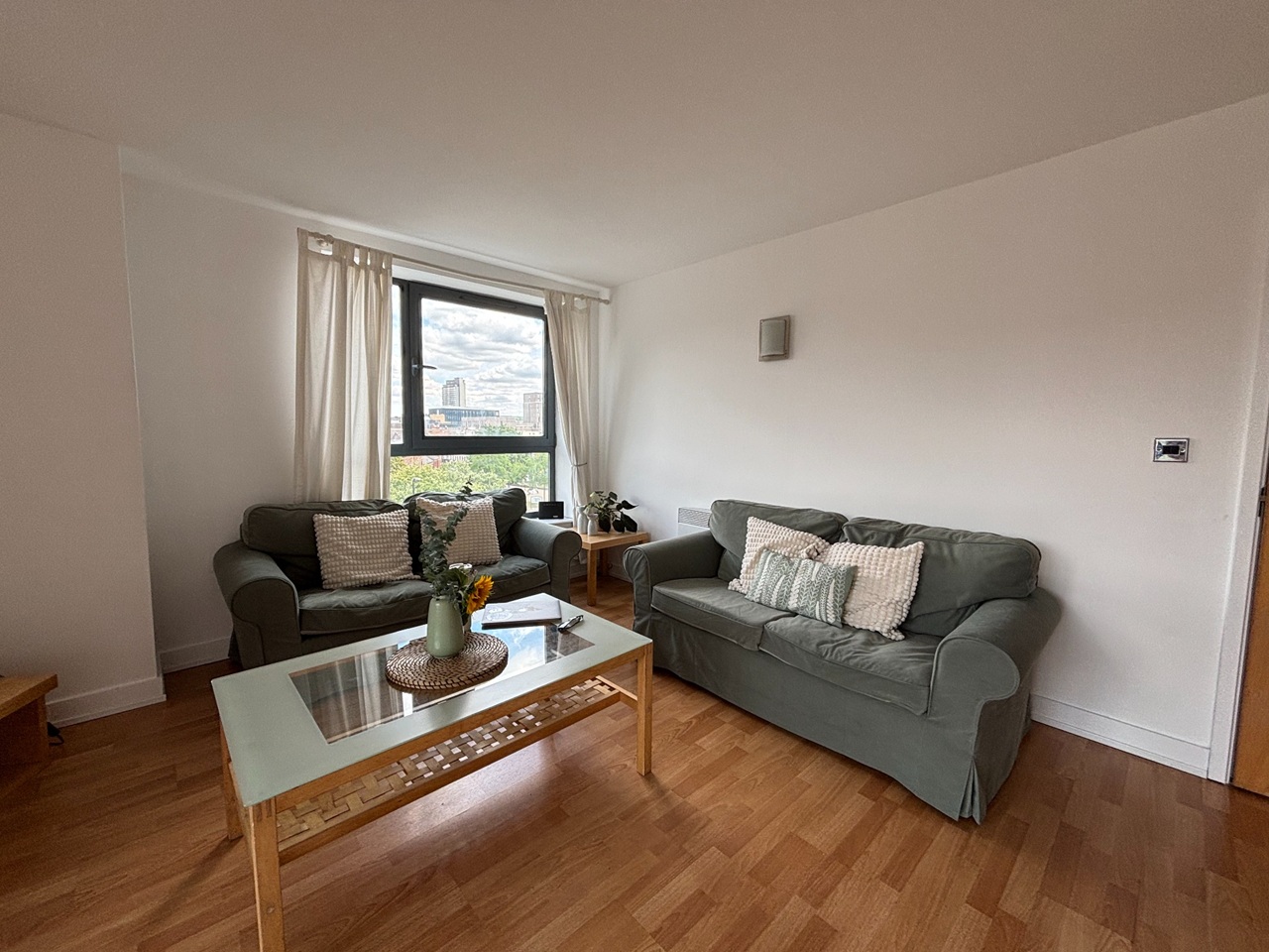 2 Bed Flat, West One City, S1 photo 2