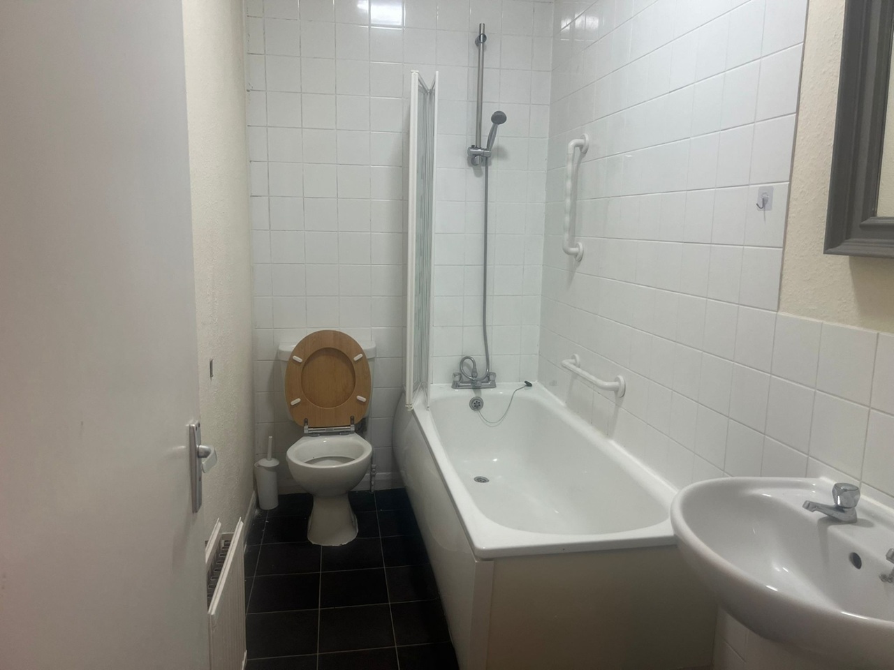 Additional image 3 of Room in a Shared Flat, Westbourne Gardens, BN3, N1 7GU