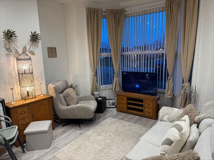 1 Bed Flat, Hull Road, HU13