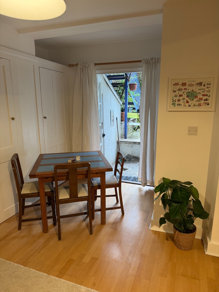 Additional image 3 of 1 Bed Flat, Thorne Road, SW8, N1 7GU