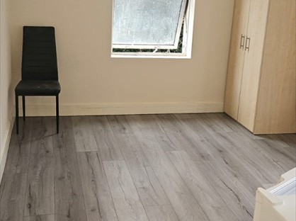 1 Bed Flat, Floyd Road, SE7