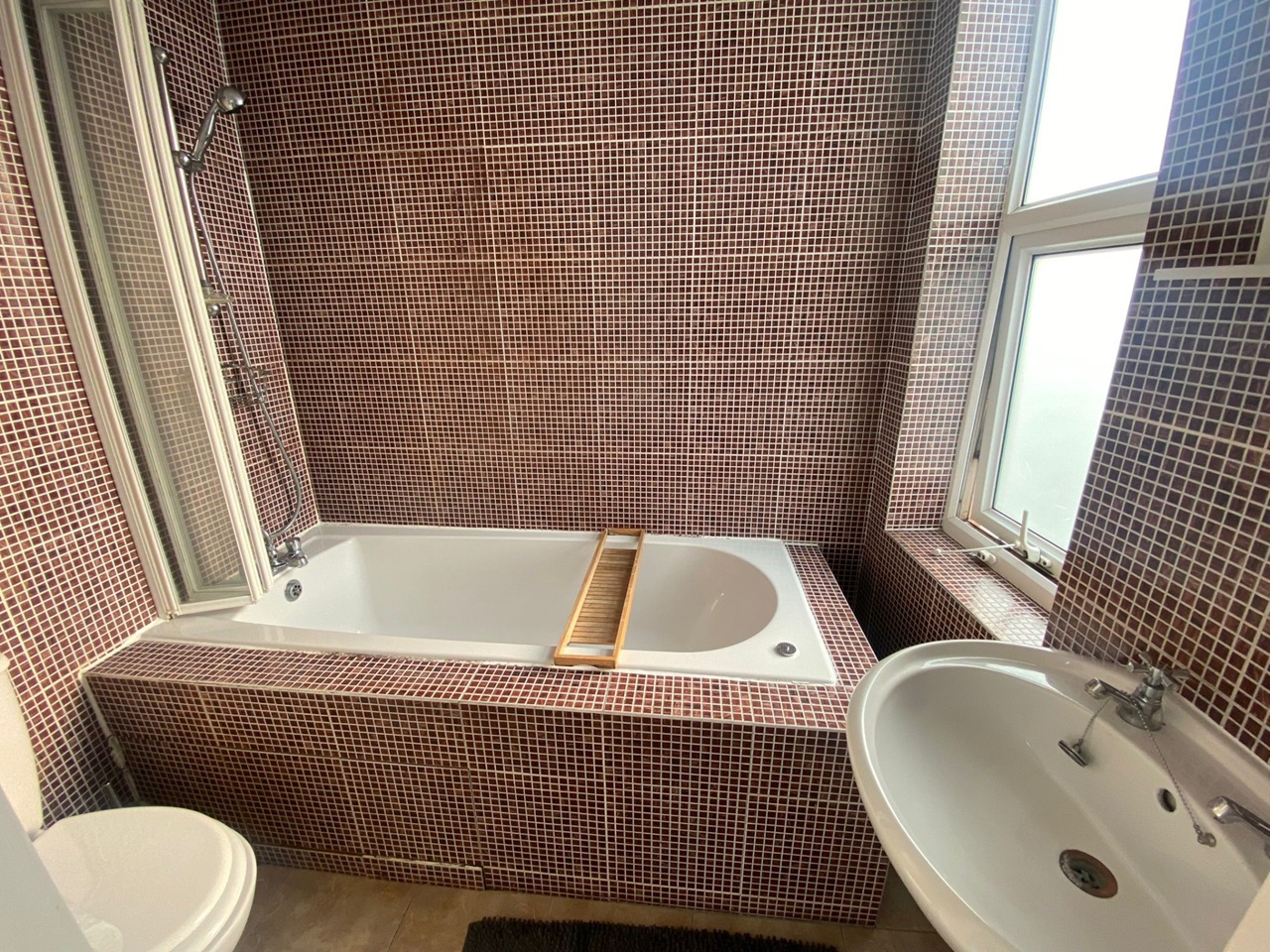 Studio Flat, Wallan St, NG7, N1 7GU