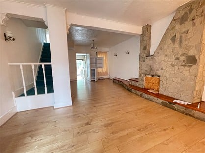 3 Bed Terraced House, Willow St, RM7