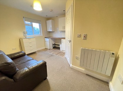 Room in a Shared House, Hagley Road, B17