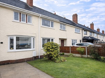 3 Bed Semi-Detached House, Dee Park, LL13