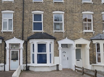 Studio Flat, Rock St, N4