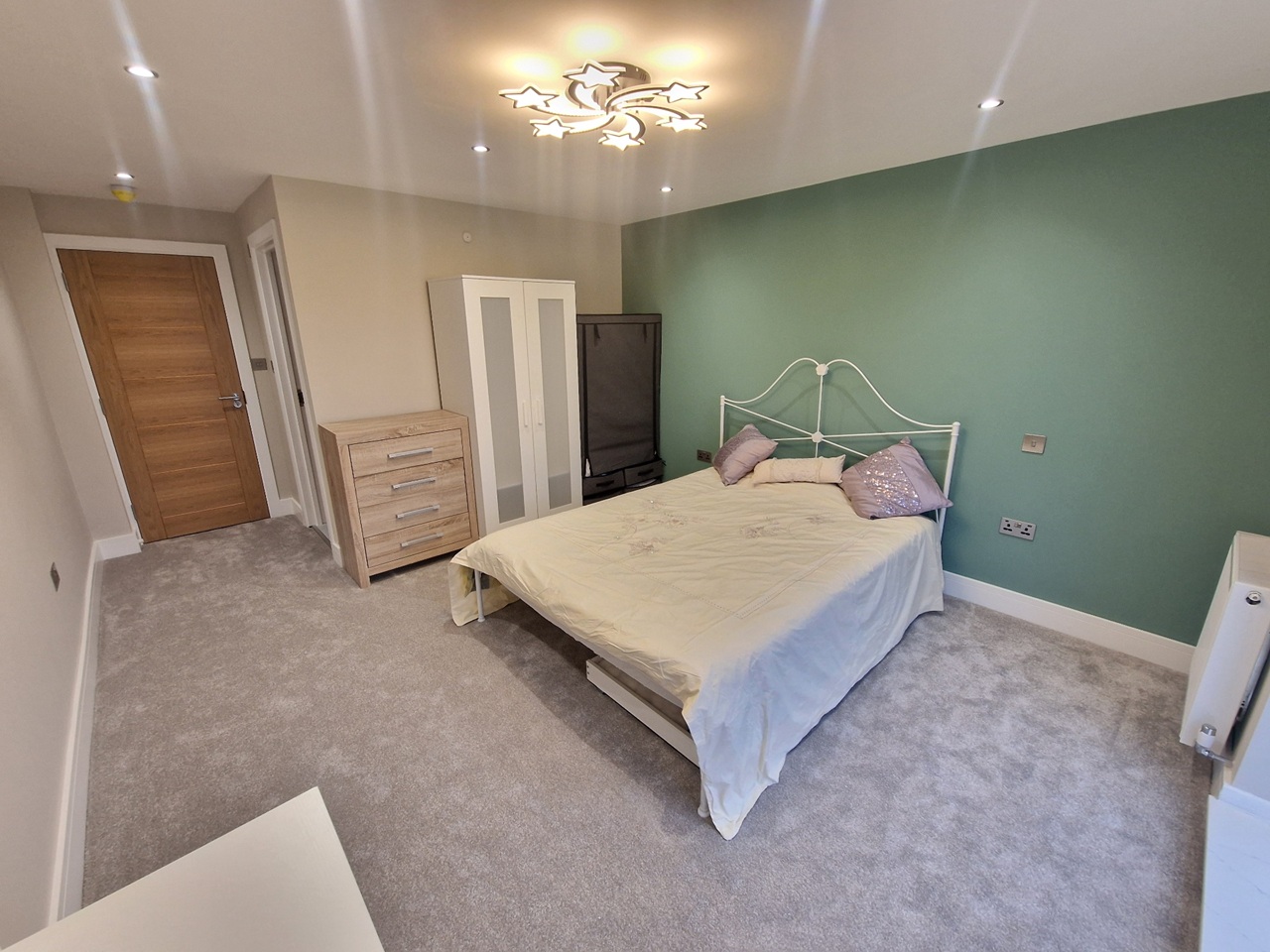 Additional image 4 of Room in a Shared House, Red Hill Close, CB22, N1 7GU