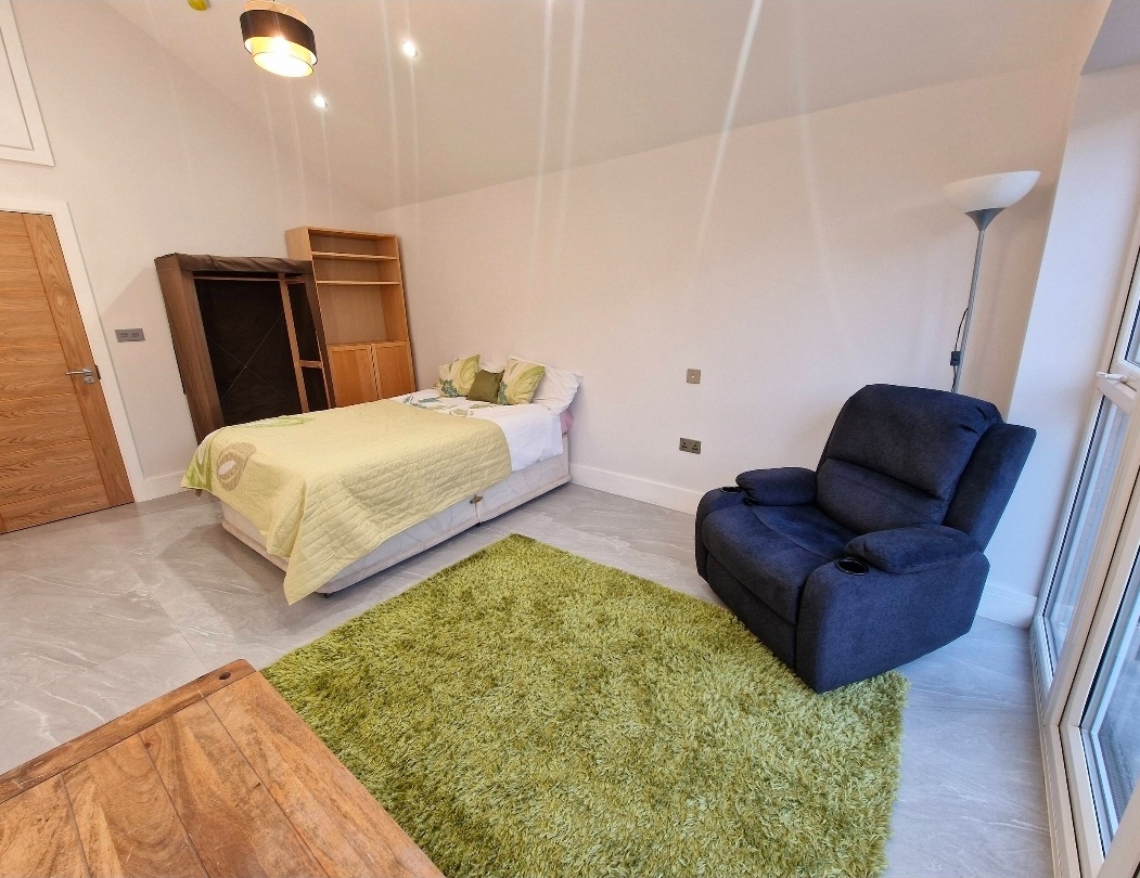 1 Bed Flat, Great Shelford, CB22, N1 7GU