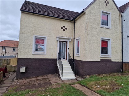 3 Bed Semi-Detached House, Farm Road, ML3