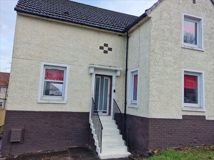 3 Bed Semi-Detached House, Farm Road, ML3