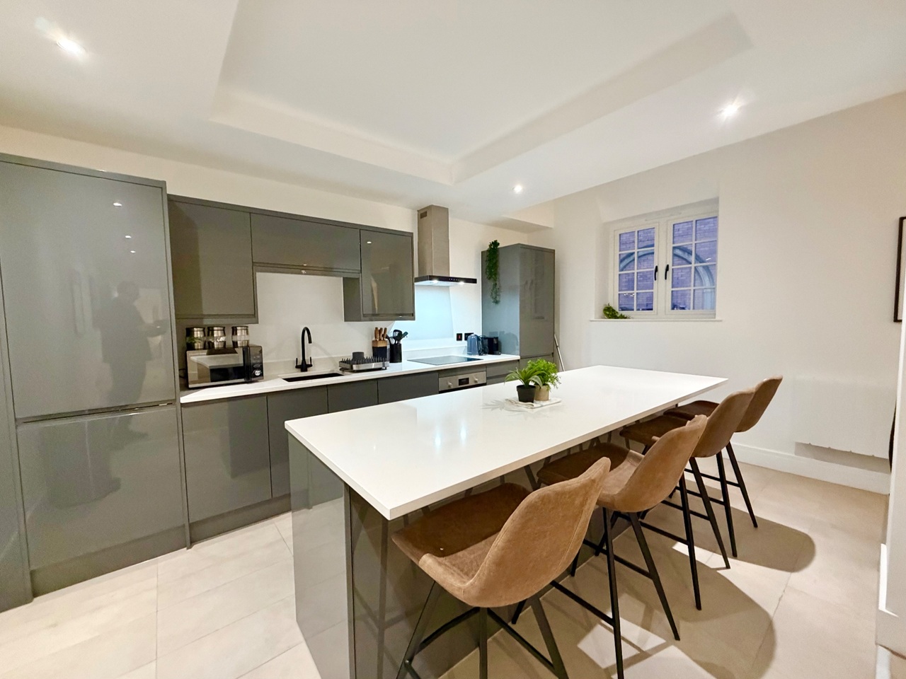 Additional image 2 of 2 Bed Flat, Long Row, NG1, N1 7GU