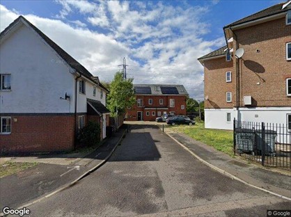 4 Bed Semi-Detached House, London, IG1