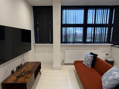 1 Bed Flat, Uxbridge Road, UB1