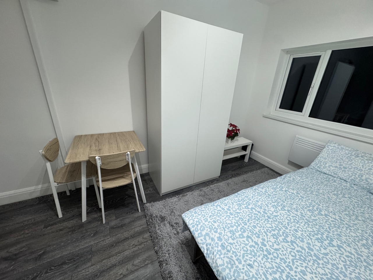 Additional image 2 of Studio Flat, Heath Park Drive, CF14, N1 7GU