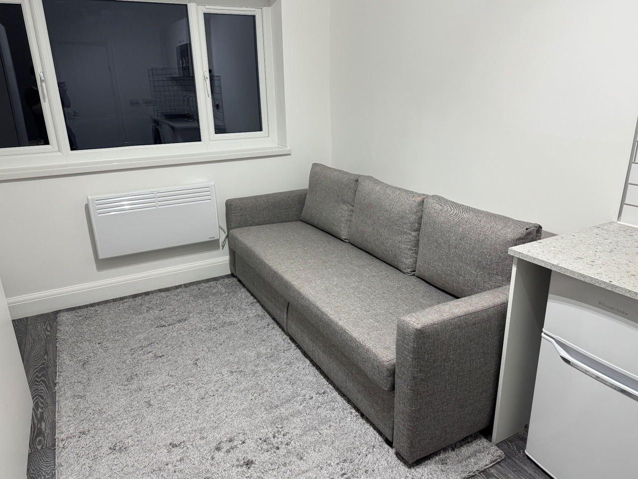 Additional image 4 of Studio Flat, Heath Park Drive, CF14, N1 7GU