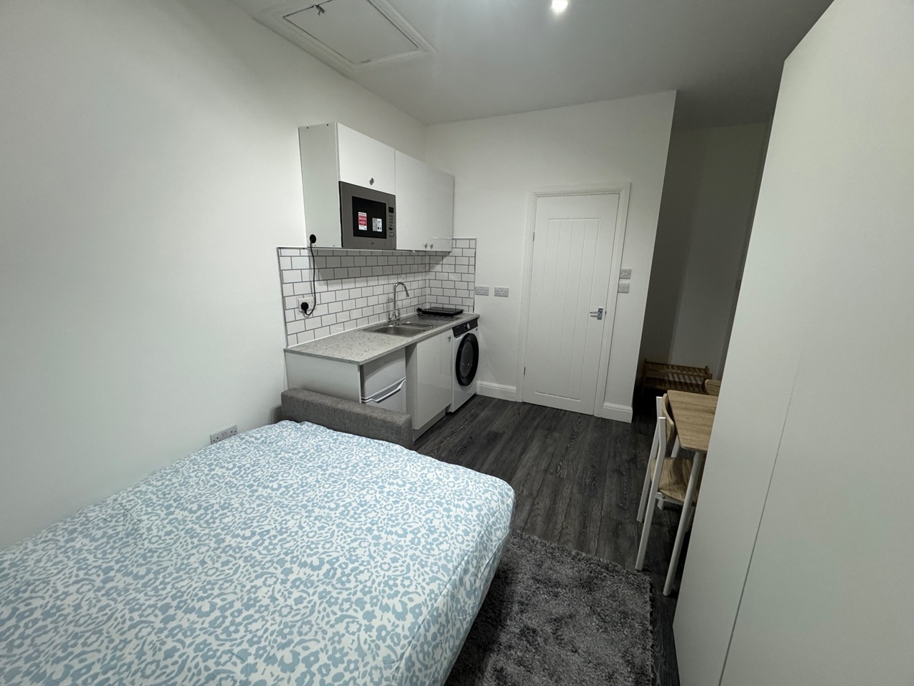 Additional image 5 of Studio Flat, Heath Park Drive, CF14, N1 7GU