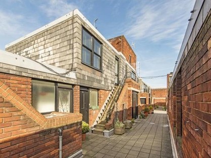 Room in a Shared Flat, Longleat House, SW1V