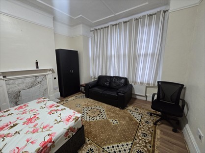 Room in a Shared House, Norfolk House Road, SW16