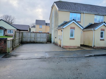 2 Bed Semi-Detached House, Parc Gwernen, SA18
