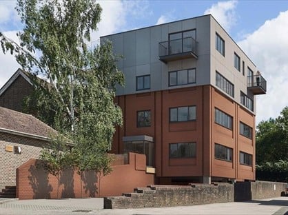 1 Bed Flat, Parkview House, RH19