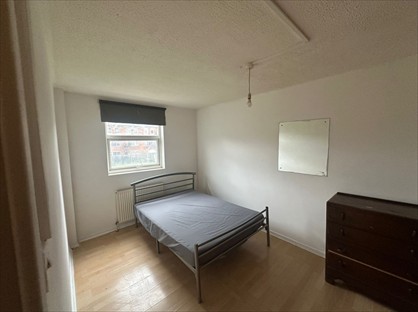 Room in a Shared House, Lyneham Walk, E5