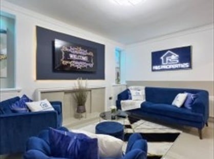 3 Bed Detached House, Edmondes Street, CF43