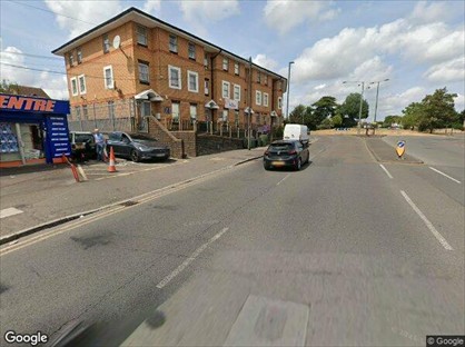 2 Bed Flat, Farnham Road, SL2