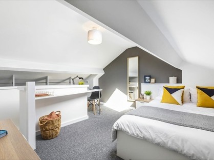 Room in a Shared House, George St, WF6