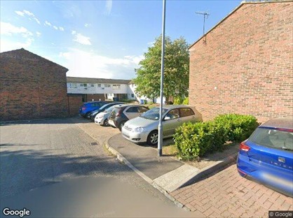 1 Bed Flat, Park View, RG12