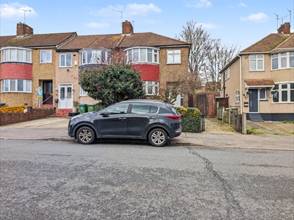 4 Bed Semi-Detached House, Eversley Avenue, DA7