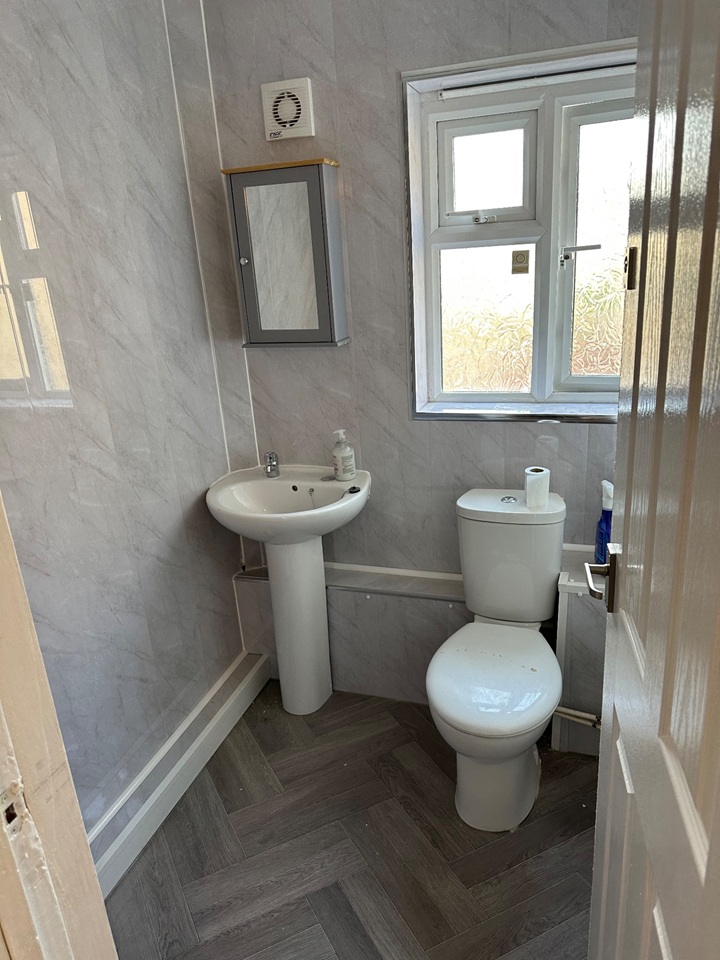 Additional image 3 of Room in a Shared Flat, Parliament Street, DE22, N1 7GU