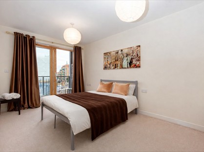 Room in a Shared Flat, Langdon Park, E14
