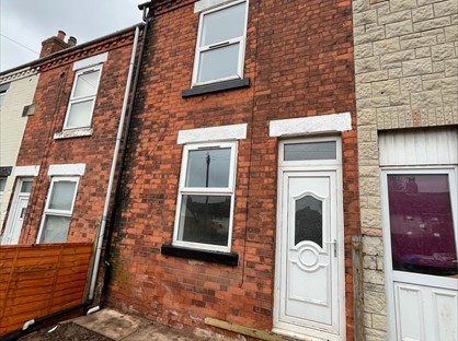 Room in a Shared House, Main St, NG20