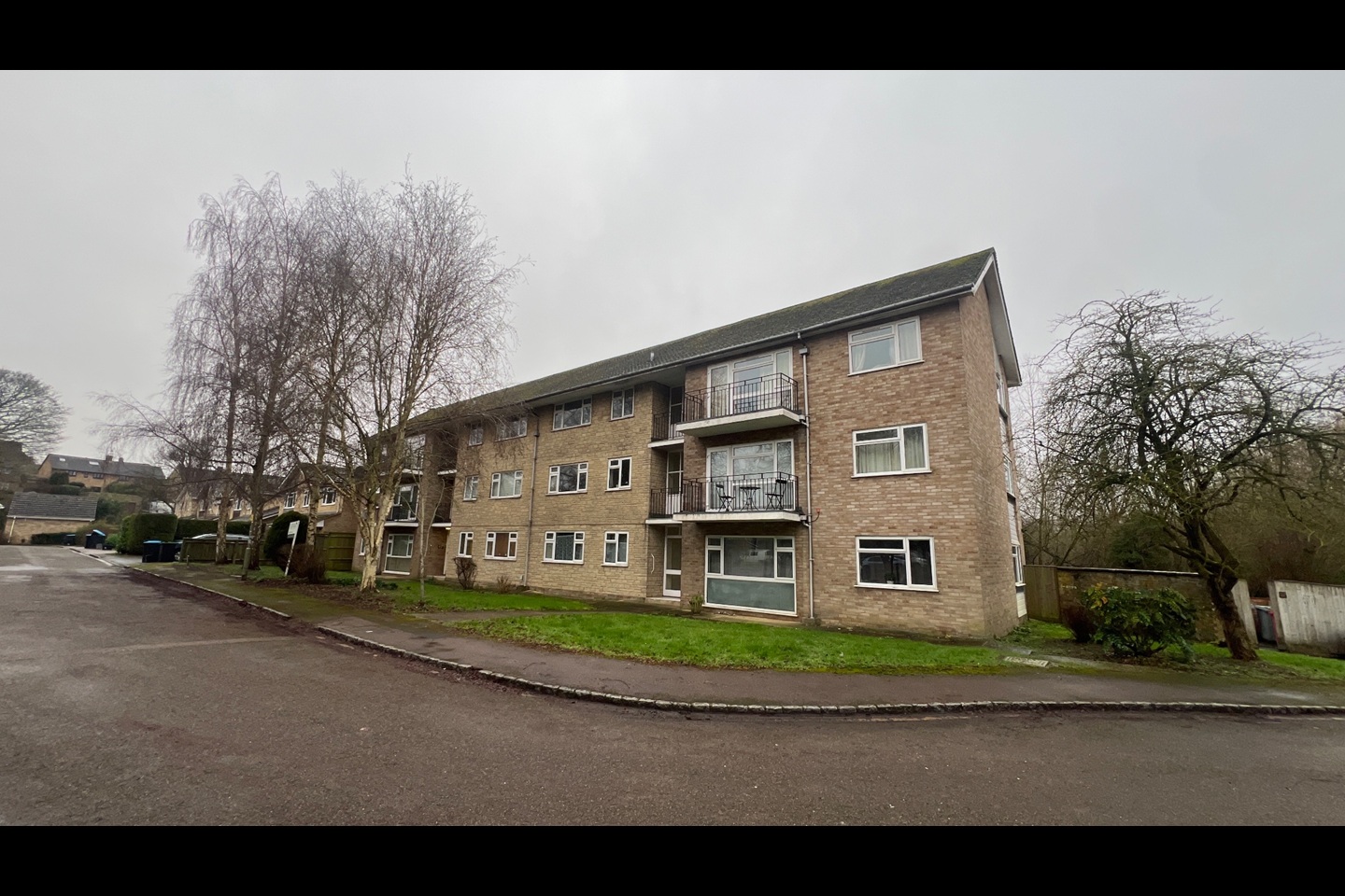 Additional image 3 of 2 Bed Flat, Glyme Close, OX20, N1 7GU