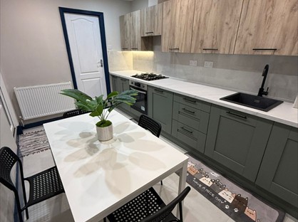 Room in a Shared House, Whitehorse Road, CR7